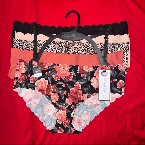 Authentic NWT